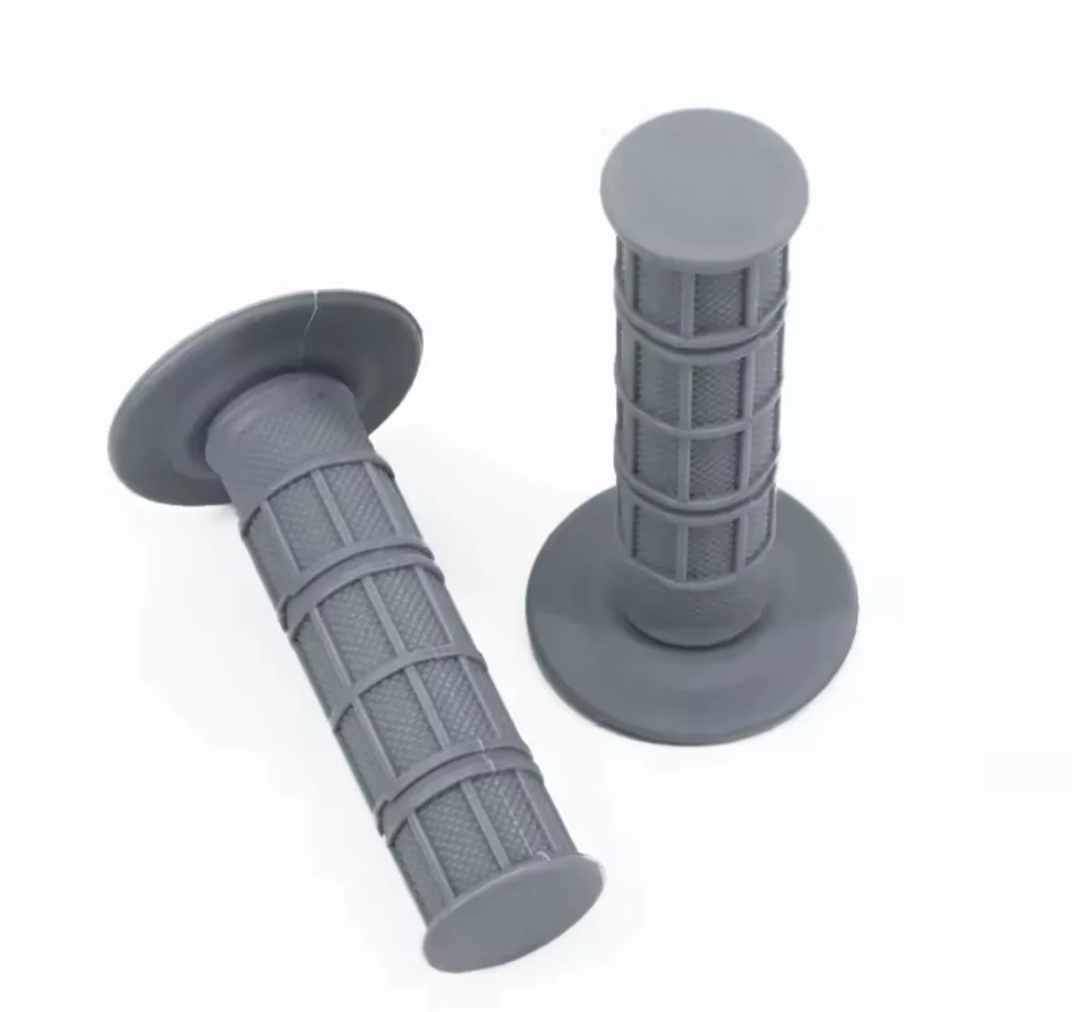 Grips - Image 6