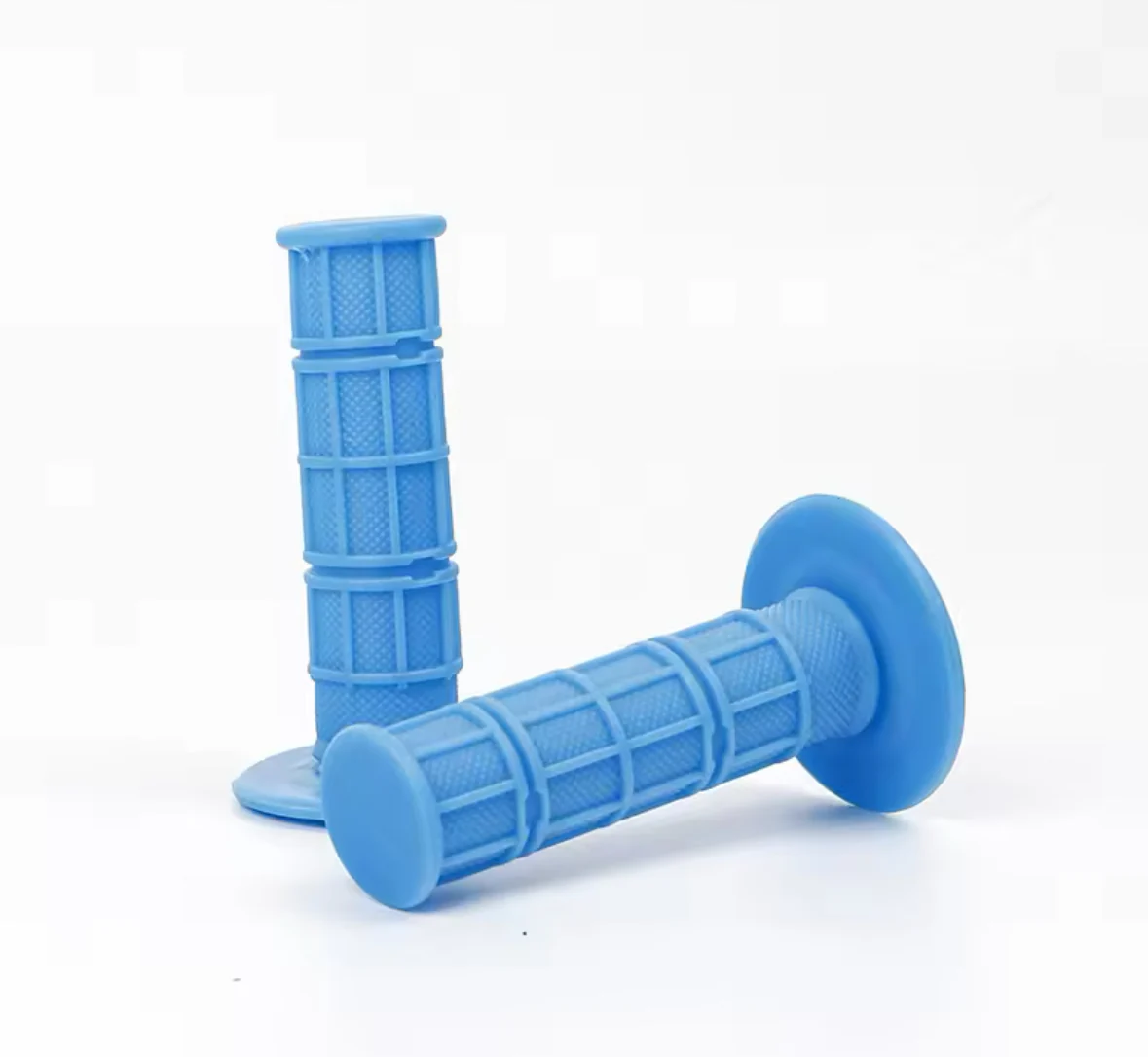 Grips - Image 9
